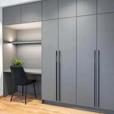 Sea View Family In Kalaranna District With Balcony And Free Parking