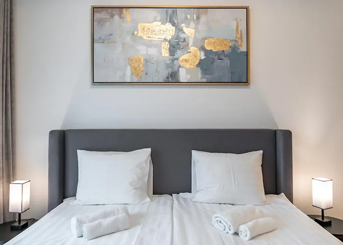 아파트 Sea View Family In Kalaranna District With Balcony And Free Parking