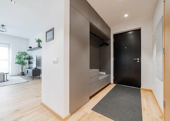 Sea View Family In Kalaranna District With Balcony And Free Parking 아파트 탈린