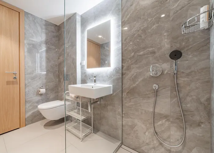 Sea View Family In Kalaranna District With Balcony And Free Parking 아파트