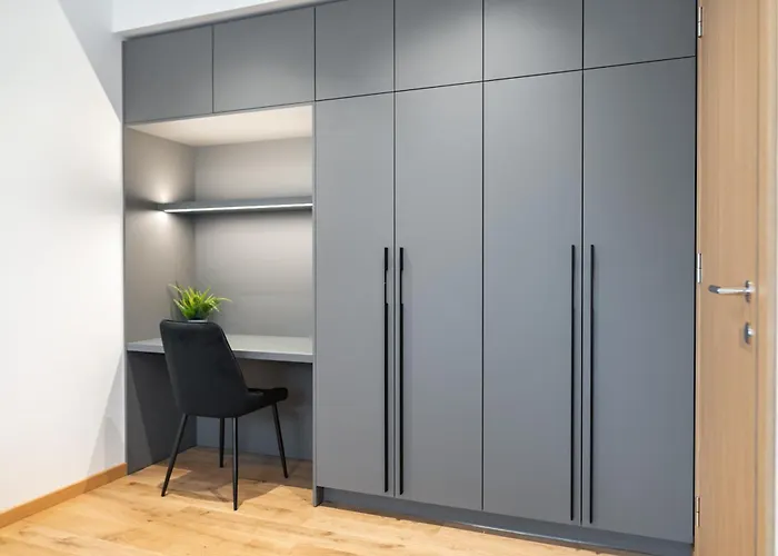 Sea View Family In Kalaranna District With Balcony And Free Parking