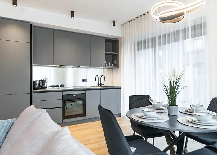 Sea View Family In Kalaranna District With Balcony And Free Parking Tallinn